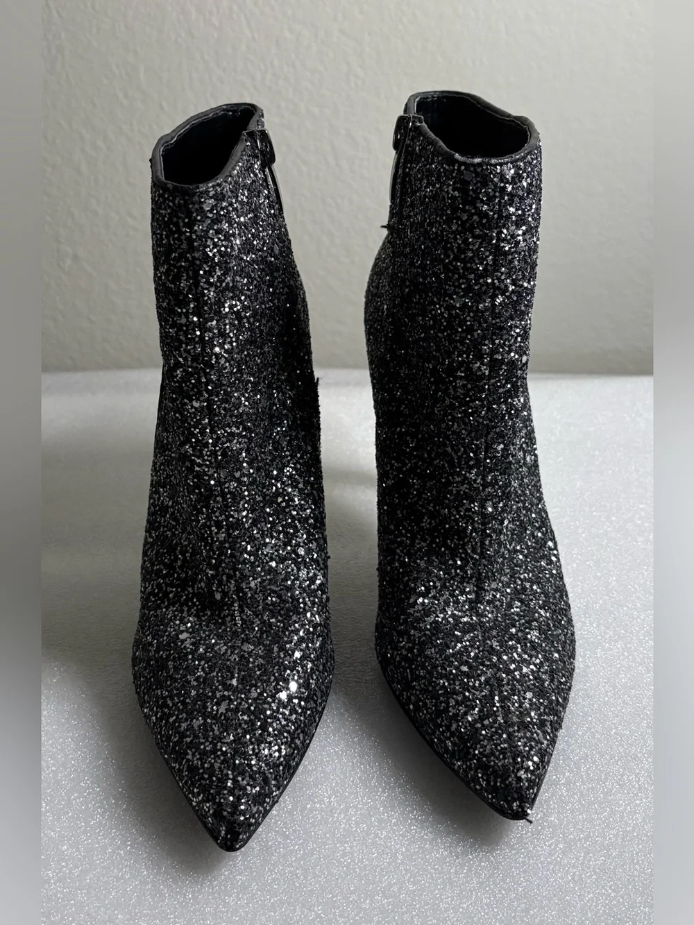 Nine West Black Silver Glitter Pointed Toe Stiletto Ankle Booties Heels Size 6.5